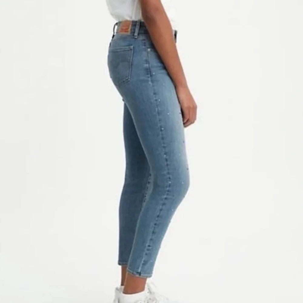 Levi Rhinestone Skinny Jeans Size 26 - Picture 10 of 10